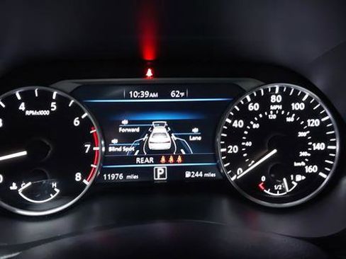 Used 2024 Nissan Sentra SR FWD image 22