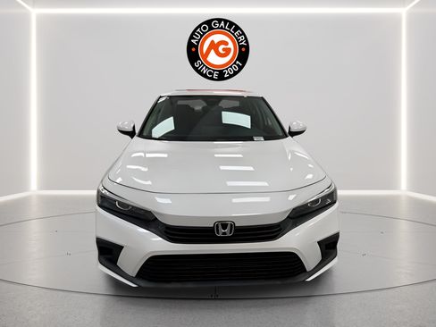 Used 2022 Honda Civic EX image 8