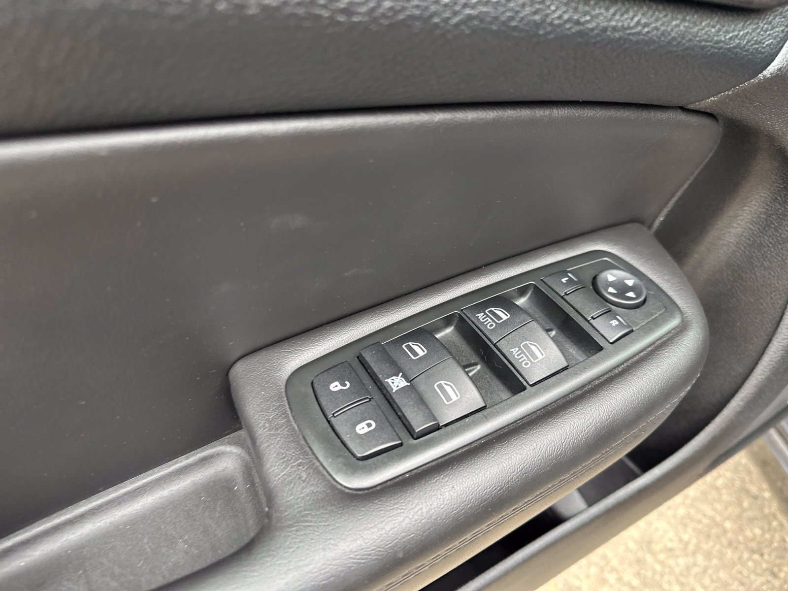 Used 2015 Chrysler 200 C w/ Navigation & Sound Group I AWD/4WD image 16