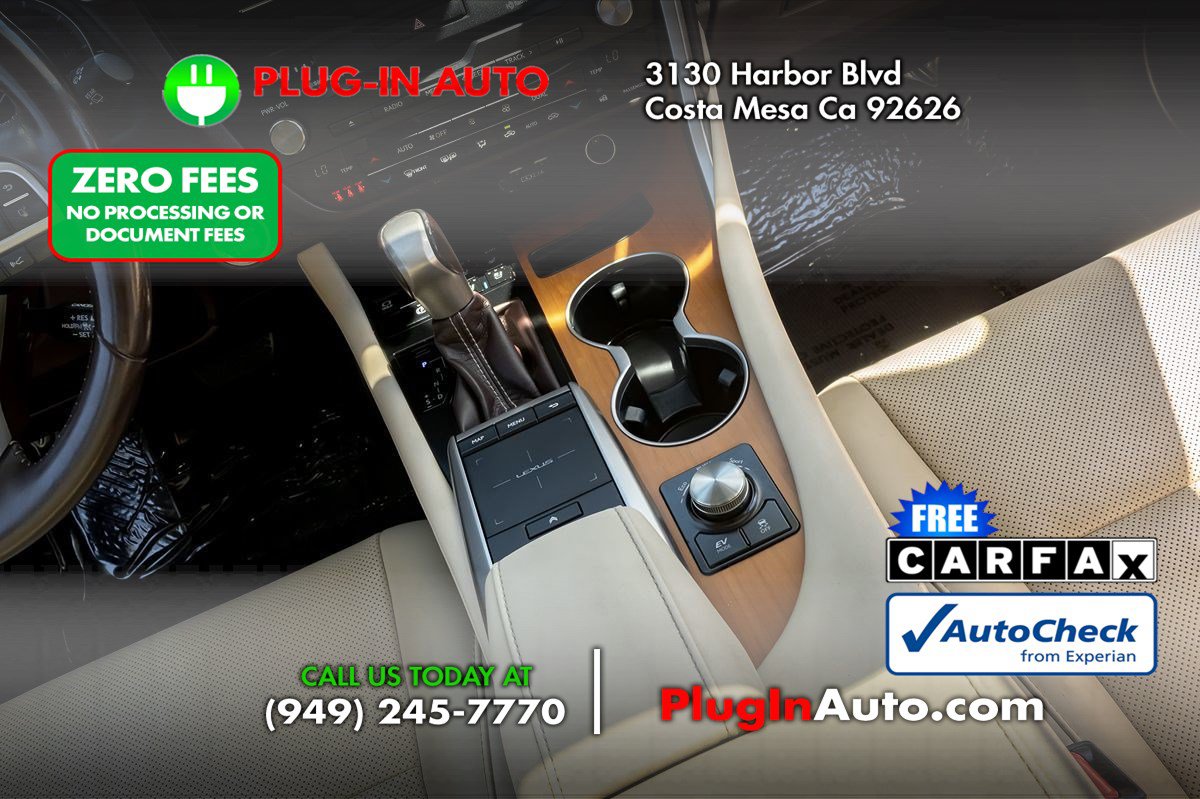 Used 2020 Lexus RX 450h AWD w/ Premium Package image 16