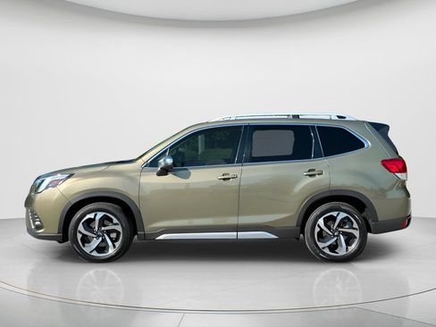 Used 2024 Subaru Forester Touring AWD/4WD image 8