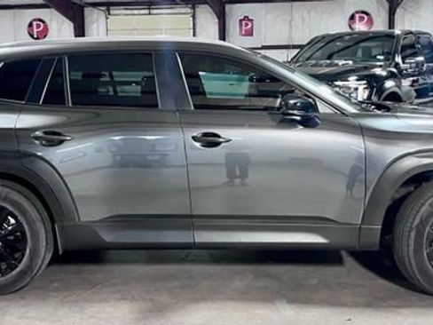 Used 2024 MAZDA CX-50 AWD 2.5 S w/ Premium Package image 2