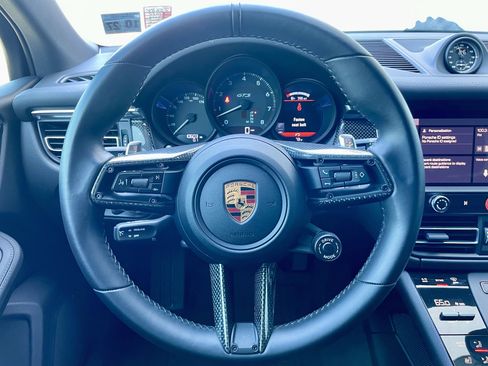 Used 2022 Porsche Macan GTS AWD/4WD image 21
