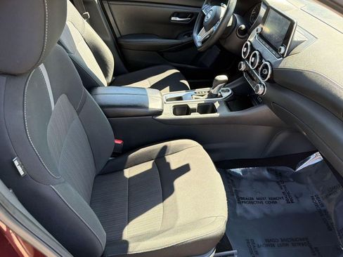Used 2025 Nissan Sentra SV FWD image 27