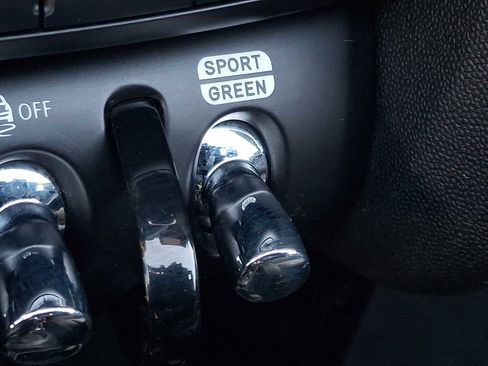 Certified 2024 MINI Cooper S image 25