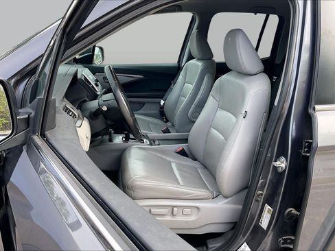 Used 2018 Honda Ridgeline RTL image 8