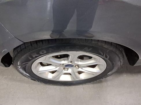 Used 2021 Ford EcoSport SE image 21