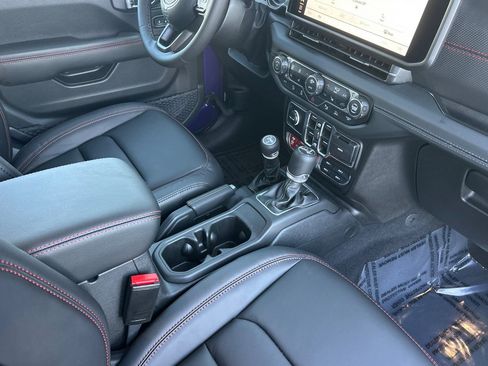 New 2026 Jeep Wrangler Unlimited Rubicon image 19