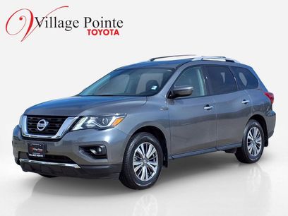 Used 2020 Nissan Pathfinder SV