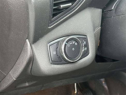 Used 2014 Ford Escape SE image 19