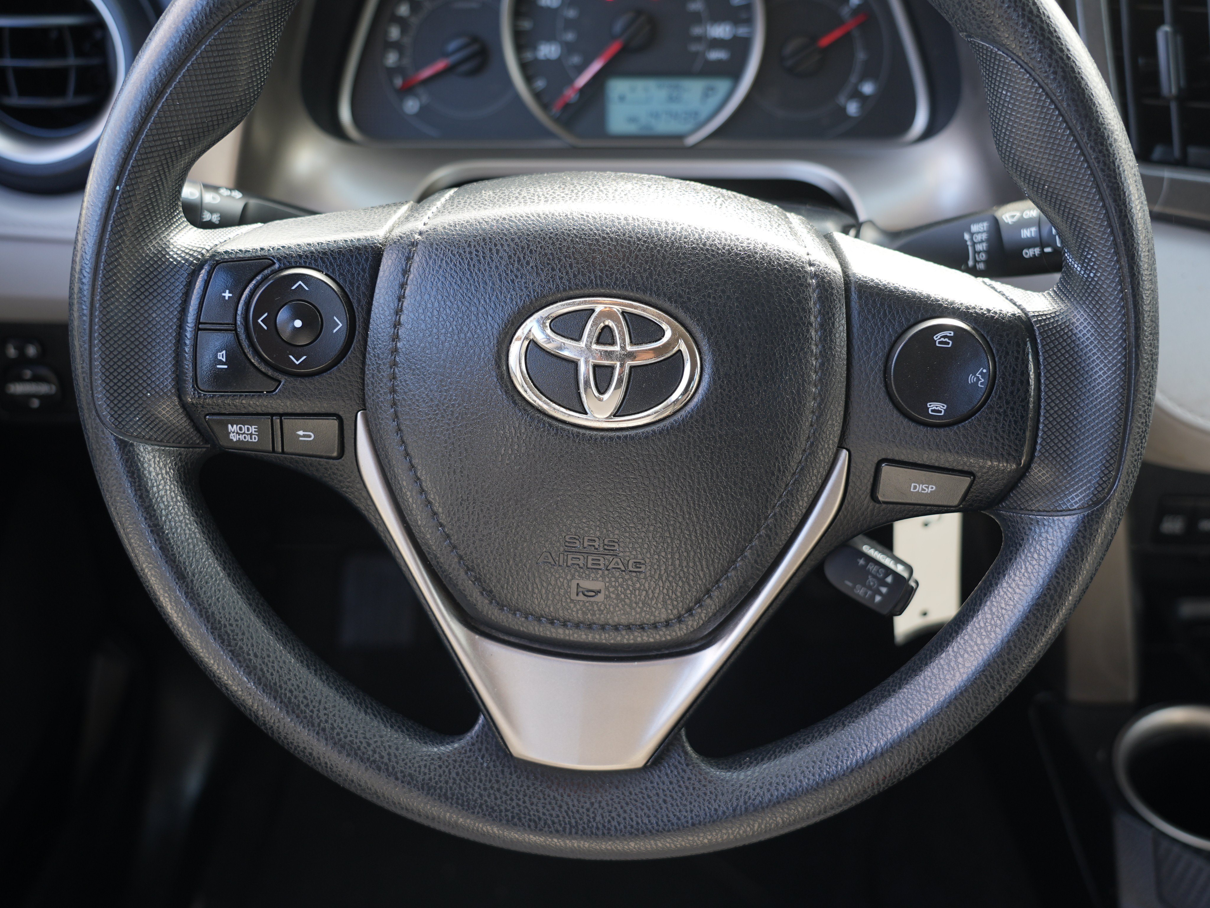 Used 2015 Toyota RAV4 LE AWD/4WD image 23