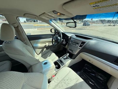 Used 2011 Subaru Legacy 2.5i Premium w/ All-Weather Pkg AWD/4WD image 21