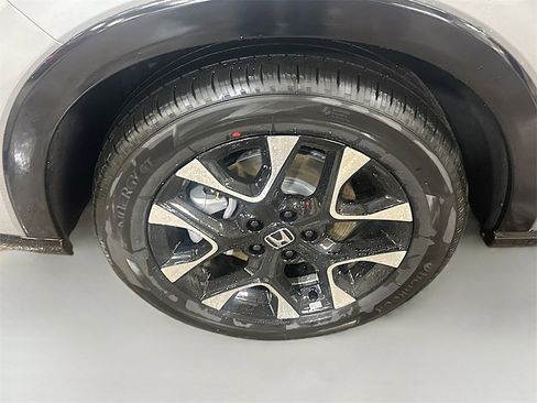New 2026 Honda HR-V EX-L image 29
