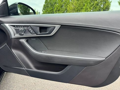 Used 2023 Jaguar F-TYPE Coupe RWD image 45