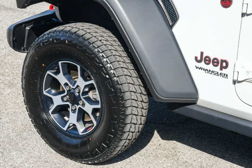 Used 2021 Jeep Wrangler Unlimited Rubicon w/ Safety Group AWD/4WD image 11