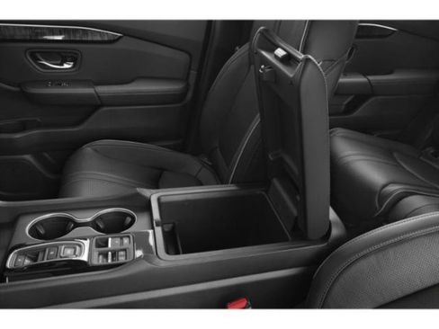 Used 2023 Honda Pilot Elite image 18