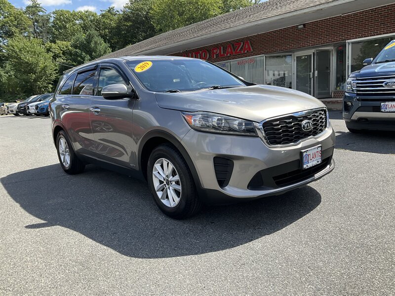 Used 2019 Kia Sorento AWD image 3