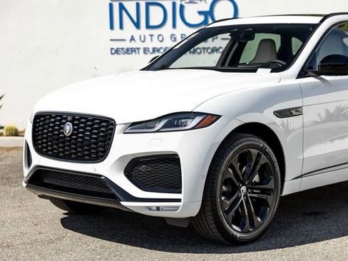 New 2026 Jaguar F-PACE R-Dynamic S image 2