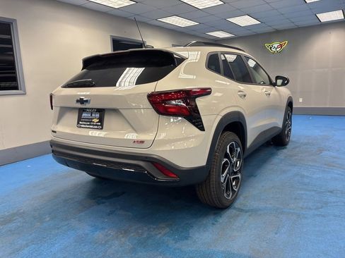 New 2026 Chevrolet Trax RS w/ Driver Confidence Package FWD image 2