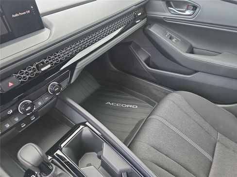 Used 2024 Honda Accord Sport image 24