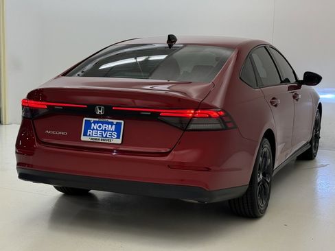 New 2025 Honda Accord SE image 5