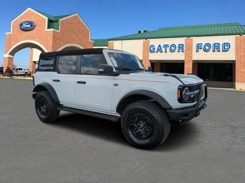 Used 2024 Ford Bronco Wildtrak AWD/4WD image 1