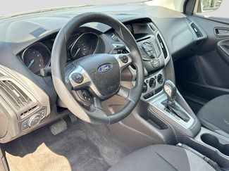 Used 2012 Ford Focus SE FWD video 2