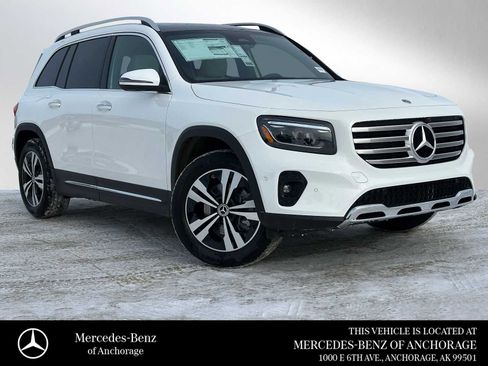 New 2026 Mercedes-Benz GLB 250 4MATIC image 1