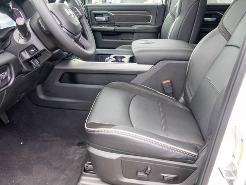 New 2027 RAM 2500 Laramie AWD/4WD image 4