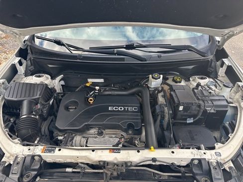 Used 2019 Chevrolet Equinox LT w/ Driver Convenience Package image 35