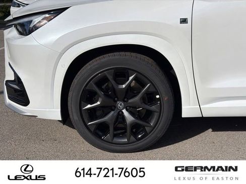 New 2026 Lexus TX 500h AWD image 12