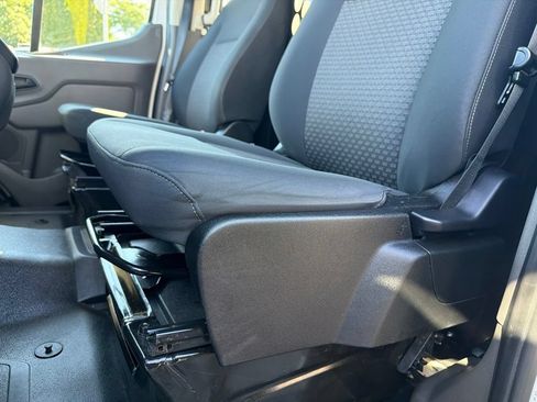 Used 2025 Ford Transit 250 Low Roof w/ Exterior Upgrade Package RWD image 12