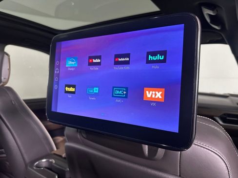 Used 2025 GMC Yukon Denali Ultimate AWD/4WD image 35