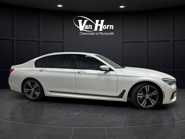 Used 2019 BMW 750i xDrive AWD/4WD image 8