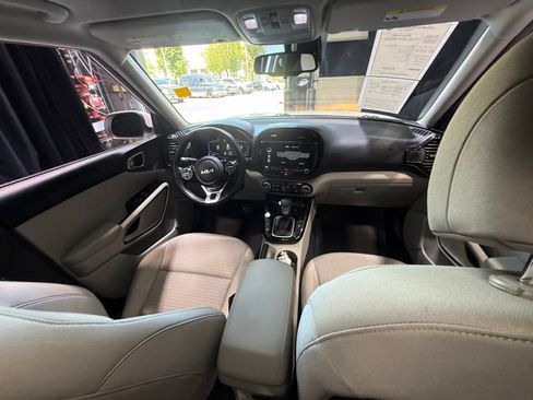 Used 2023 Kia Soul EX FWD image 20