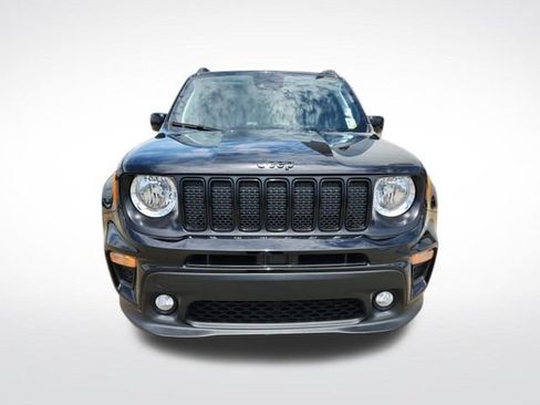 Used 2023 Jeep Renegade Altitude w/ Sun/Sound Group AWD/4WD image 2