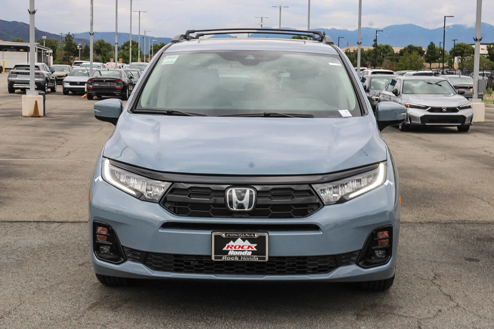New 2027 Honda Odyssey Elite image 2
