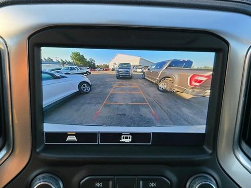 Used 2022 Chevrolet Silverado 1500 RST AWD/4WD image 22