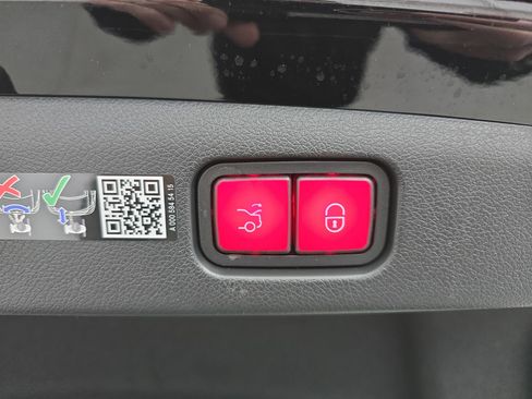 Used 2026 Mercedes-Benz E 350 Sedan image 13