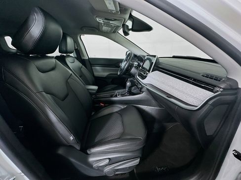 Used 2022 Jeep Compass Latitude w/ Convenience Group image 33