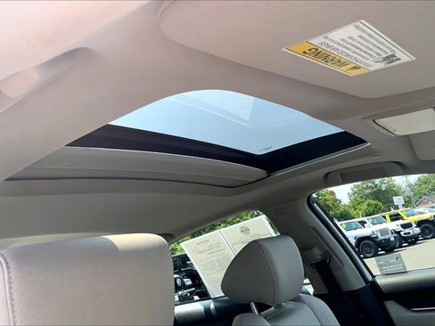 Used 2020 Honda Accord EX image 9