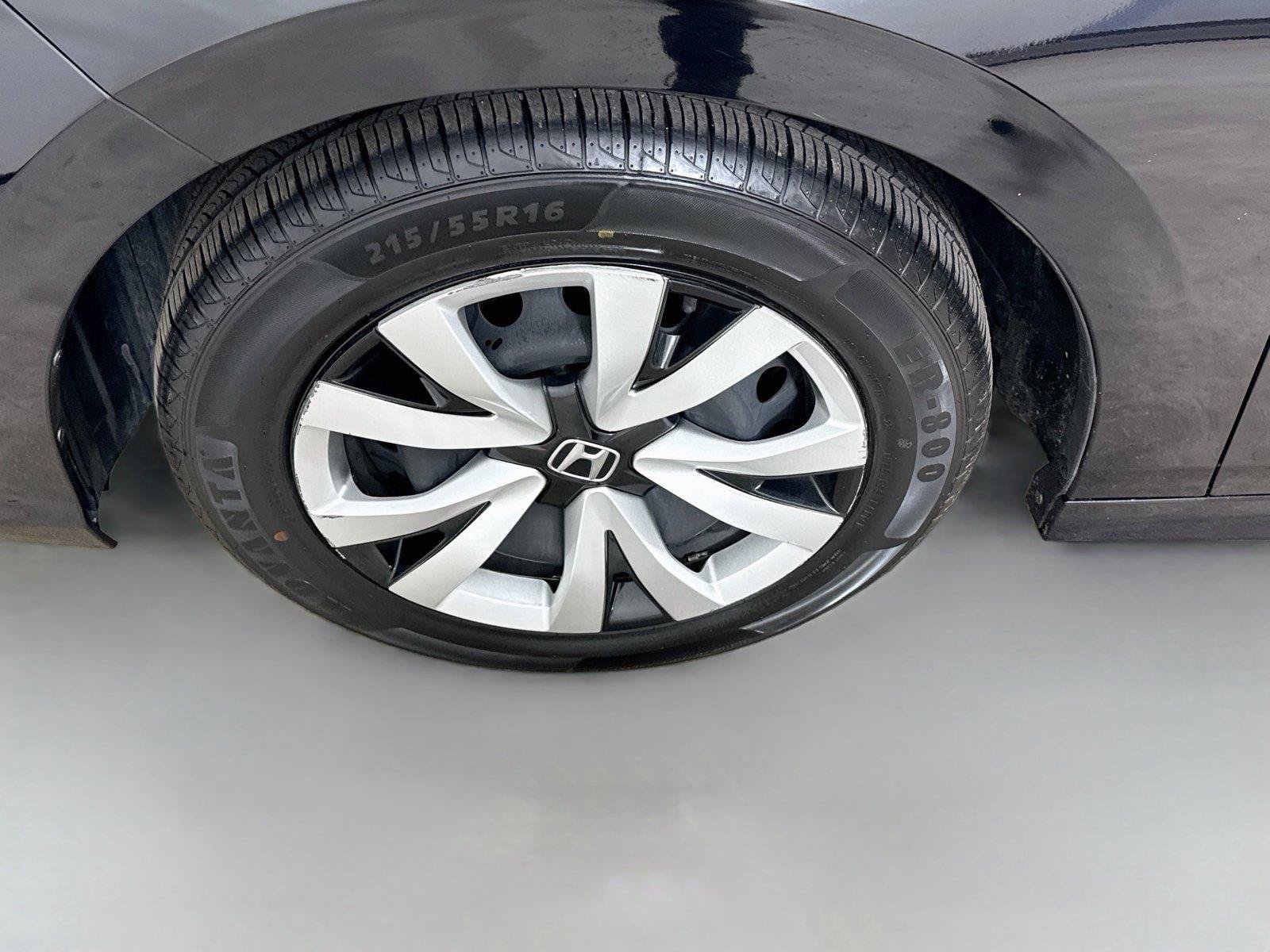 Used 2025 Honda Civic LX image 28