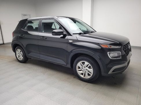 Used 2021 Hyundai Venue SE FWD image 11
