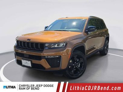 New 2026 Jeep Grand Cherokee Limited w/ Limited Altitude Package