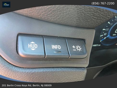 Used 2019 Cadillac Escalade Luxury AWD/4WD image 15