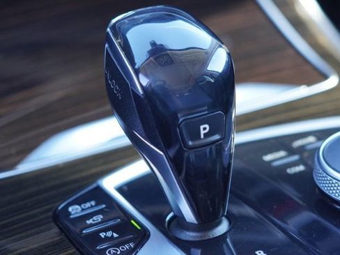 Used 2020 BMW X7 xDrive40i w/ Premium Package image 38