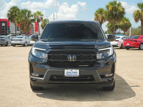 Certified 2025 Honda Ridgeline Black Edition image 5