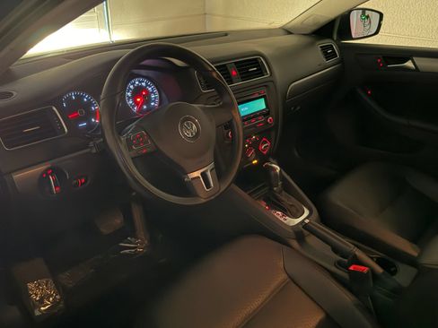 Used 2013 Volkswagen Jetta TDI FWD image 41