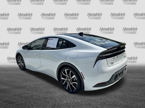 Certified 2023 Toyota Prius Prime FWD image 8