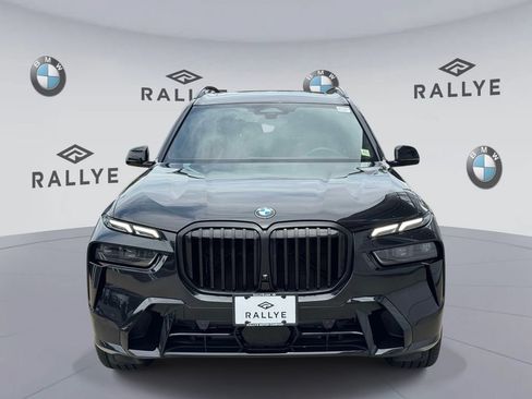 Certified 2026 BMW X7 xDrive40i w/ Executive Package AWD/4WD image 2